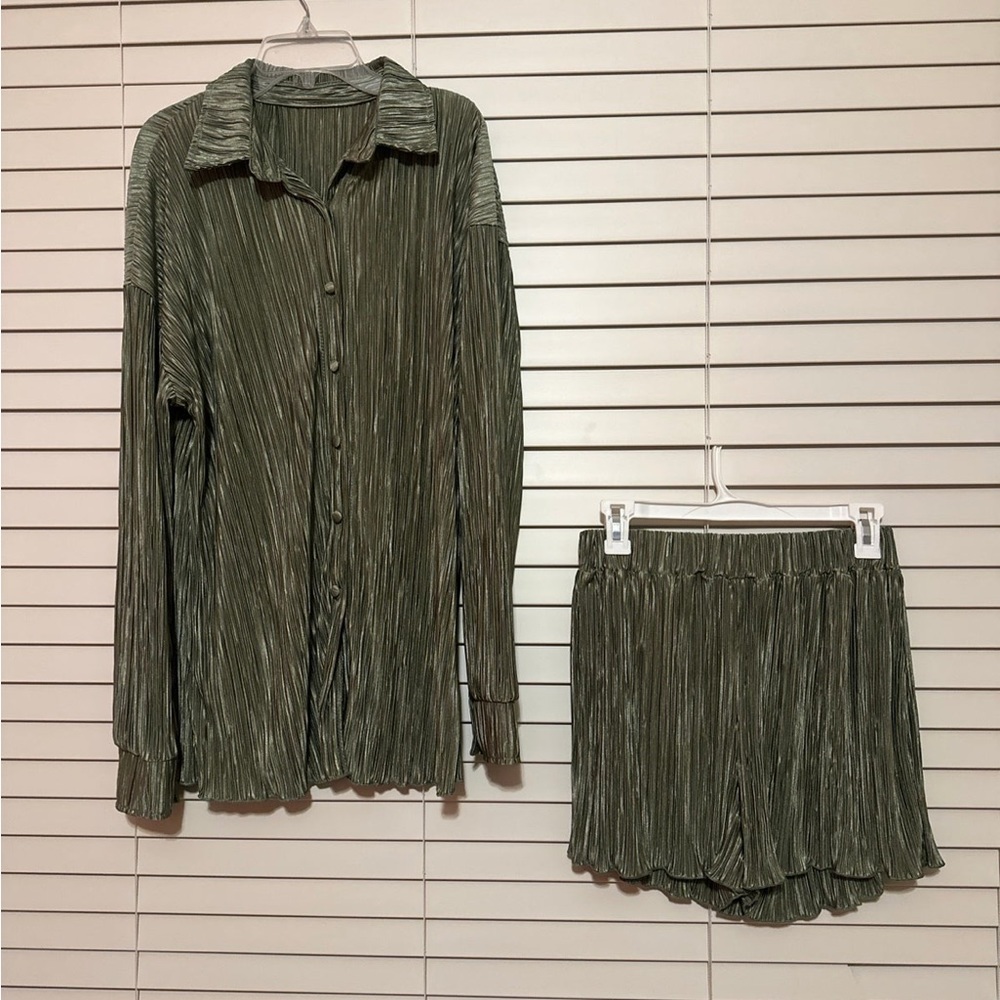 green matching set